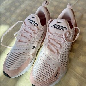 Nike Air 270 Women's White with Light Pink accent Sneakers